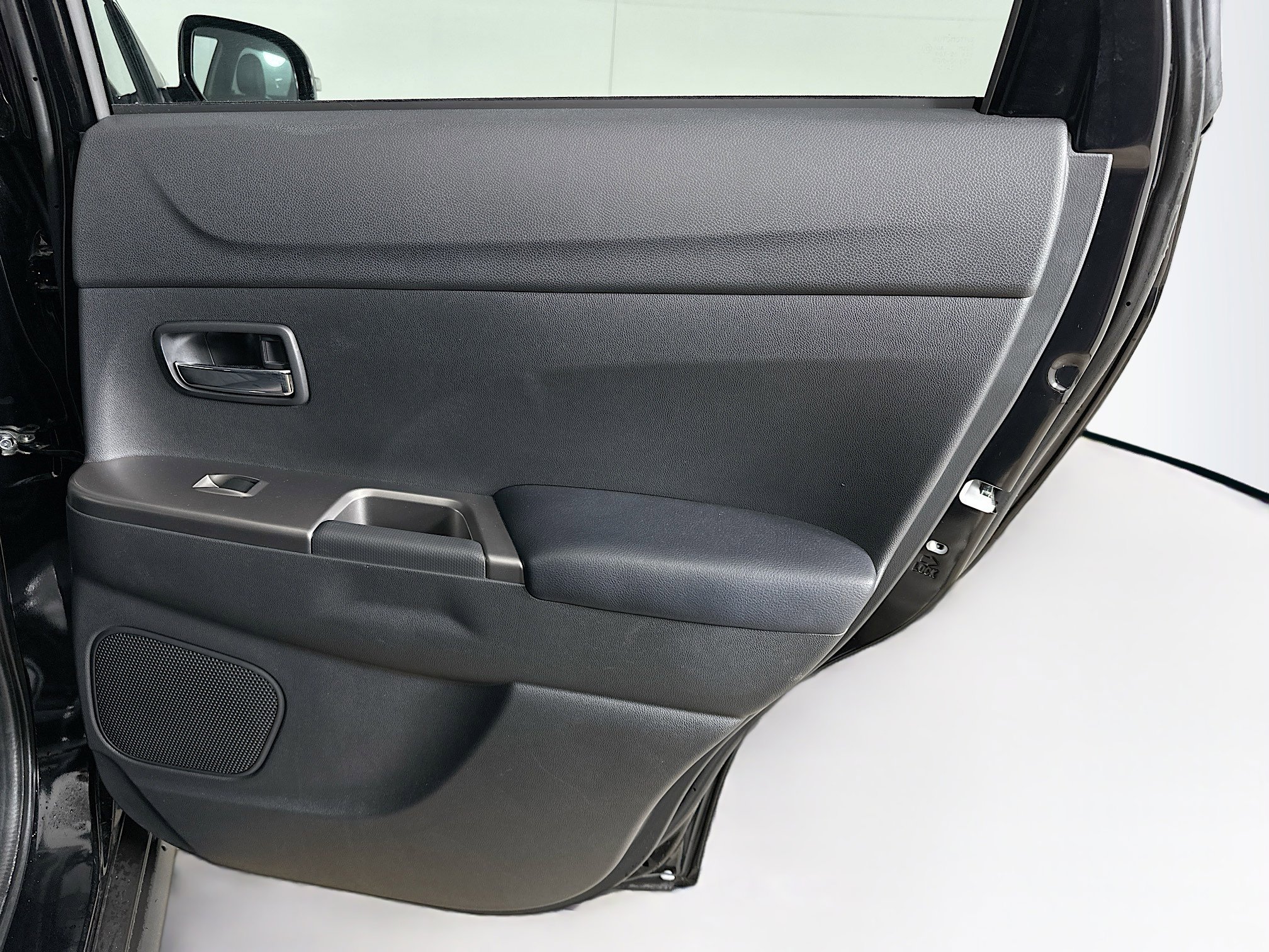 Used 2025 Mitsubishi Outlander Sport SE image 29