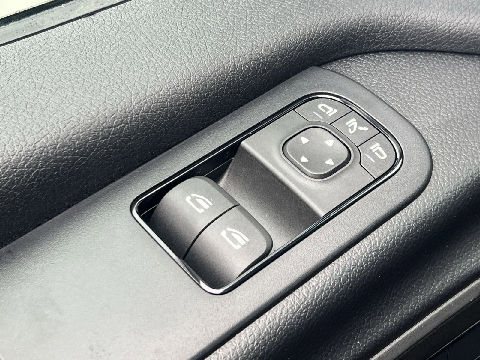 New 2025 Mercedes-Benz Sprinter 2500 image 19