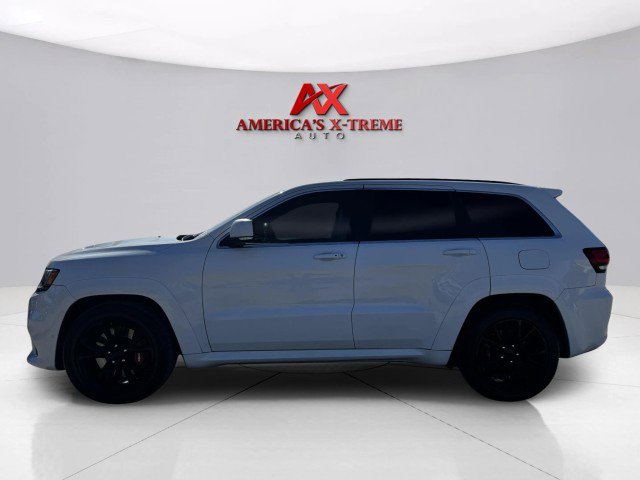 Used 2015 Jeep Grand Cherokee SRT image 2