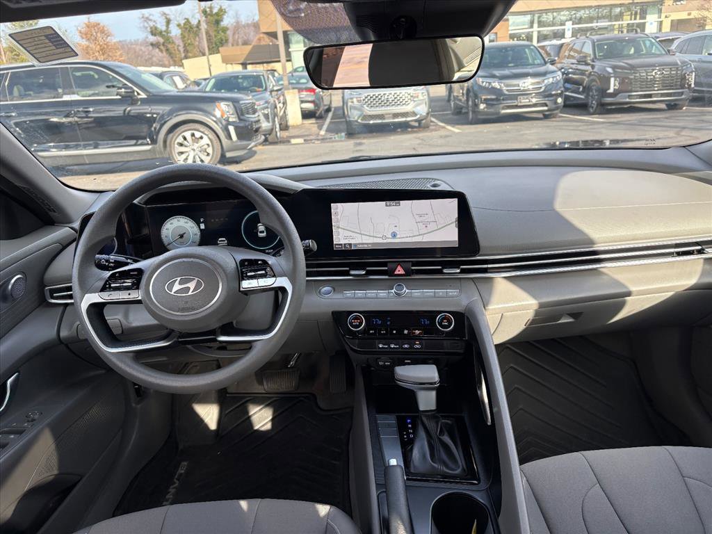 Certified 2024 Hyundai Elantra SEL image 6