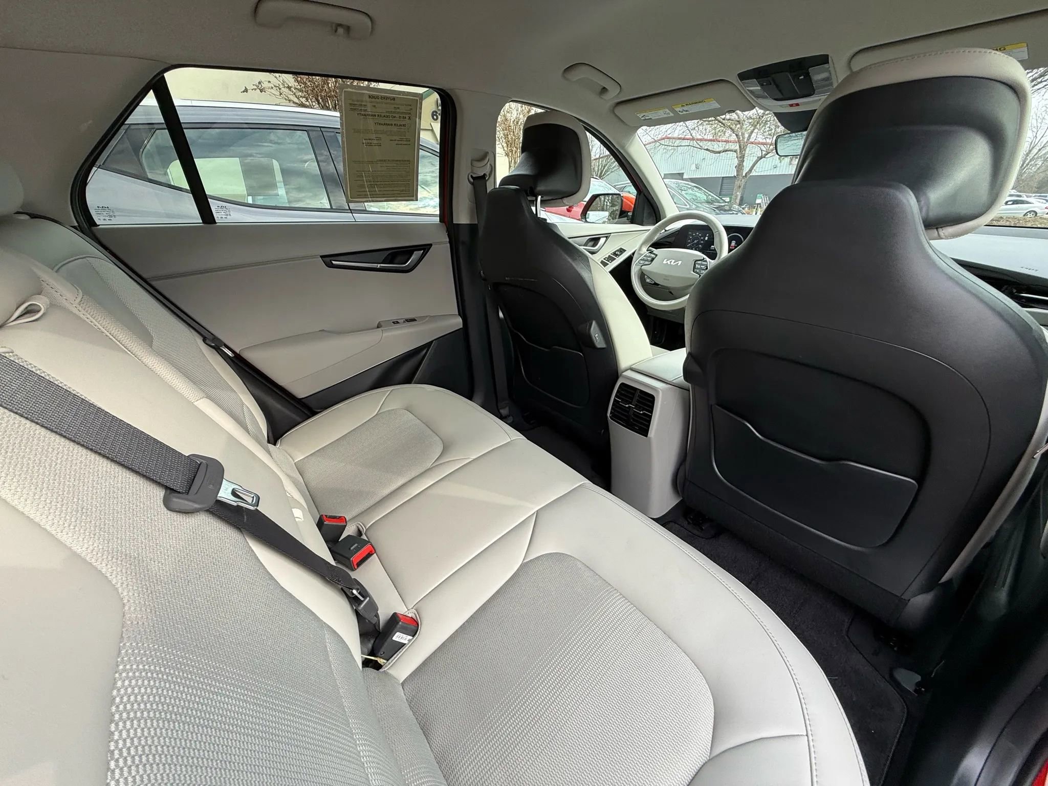 Used 2023 Kia Niro Wind w/ Wind Preserve Package image 16