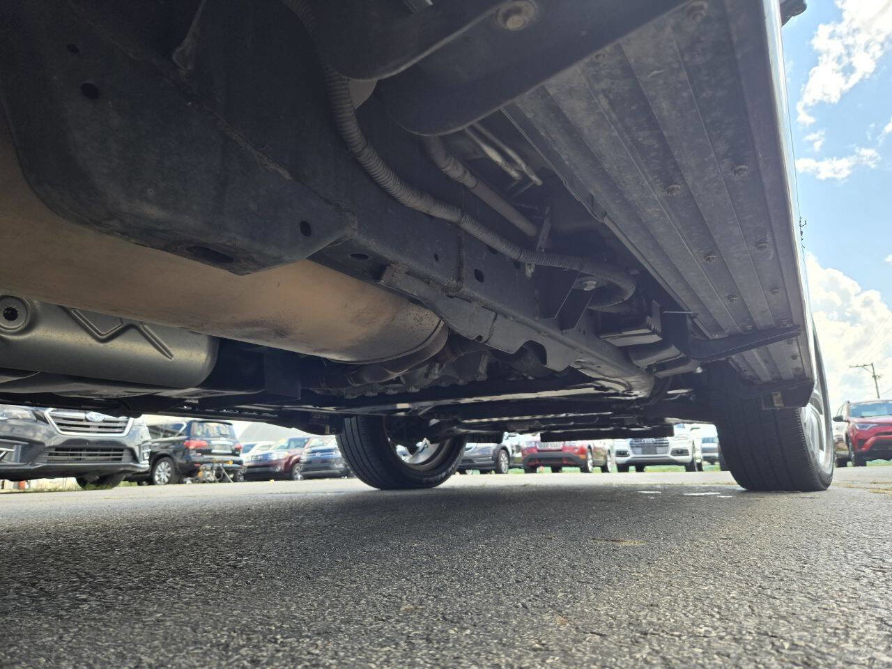 Used 2014 INFINITI QX80 4WD w/ Deluxe Touring Package image 41