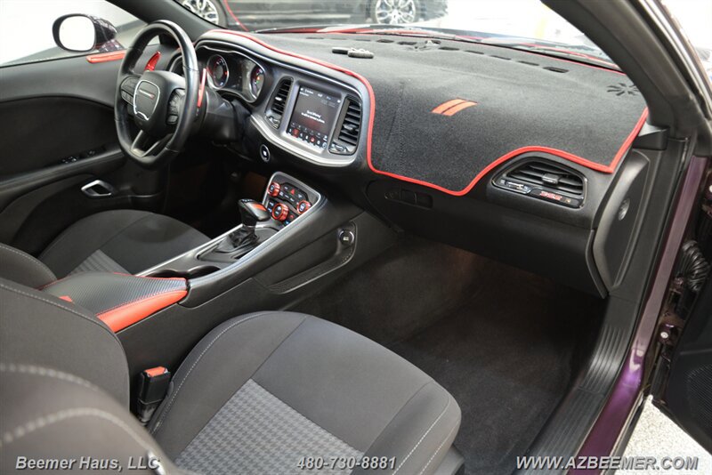 Used 2022 Dodge Challenger R/T Scat Pack RWD image 18