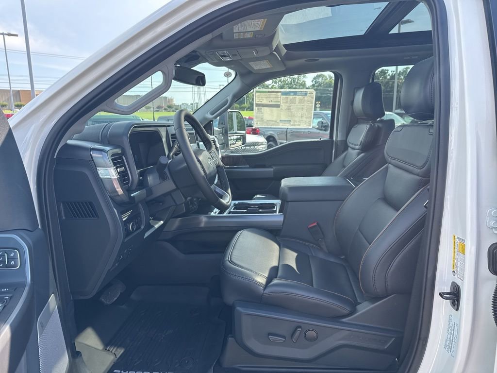 New 2025 Ford F250 Lariat w/ Lariat Ultimate Package image 12