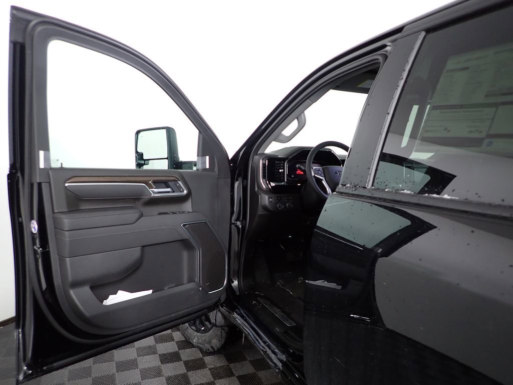 New 2026 Chevrolet Silverado 2500 LT w/ Trail Boss Package image 15