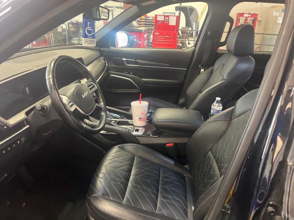 Used 2025 Kia Telluride EX X-Line AWD/4WD image 4