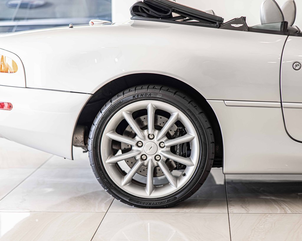 Used 2002 Aston Martin DB7 Vantage image 11