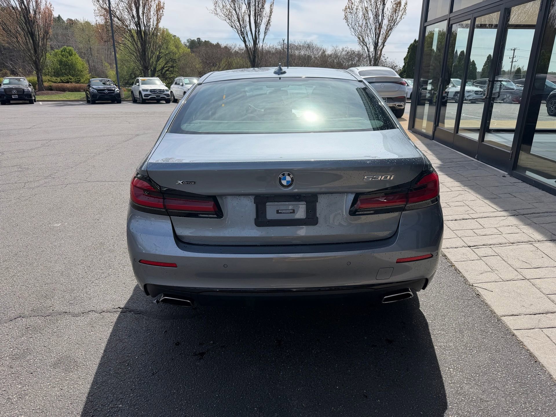 Used 2021 BMW 530i xDrive w/ Convenience Package image 3