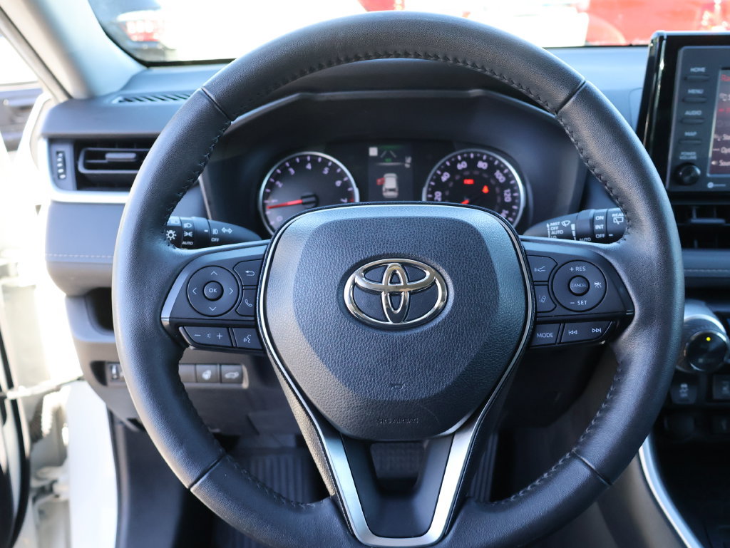 Used 2021 Toyota RAV4 XLE w/ Convenience Package AWD/4WD image 28