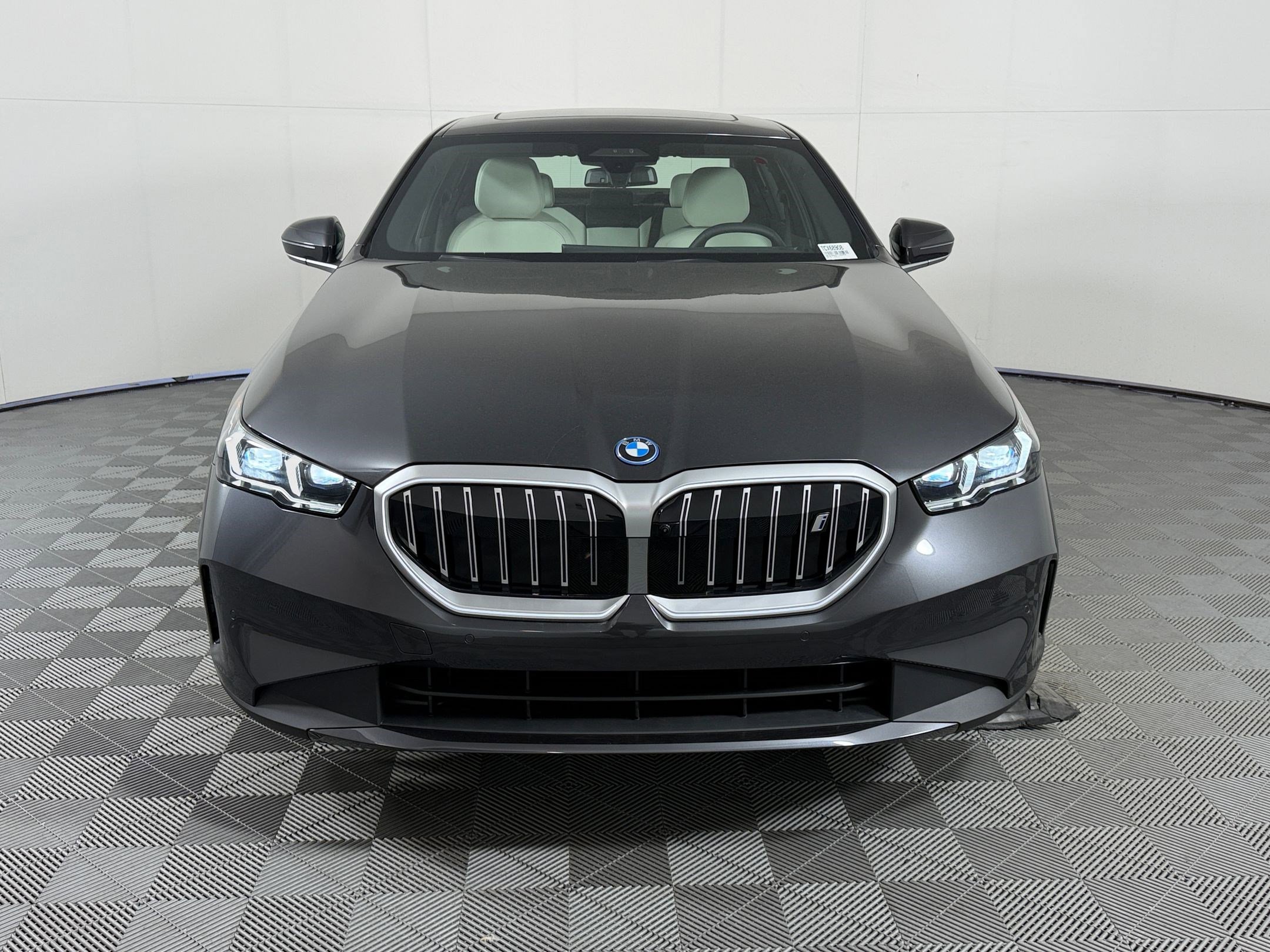 New 2026 BMW i5 eDrive40 RWD image 6