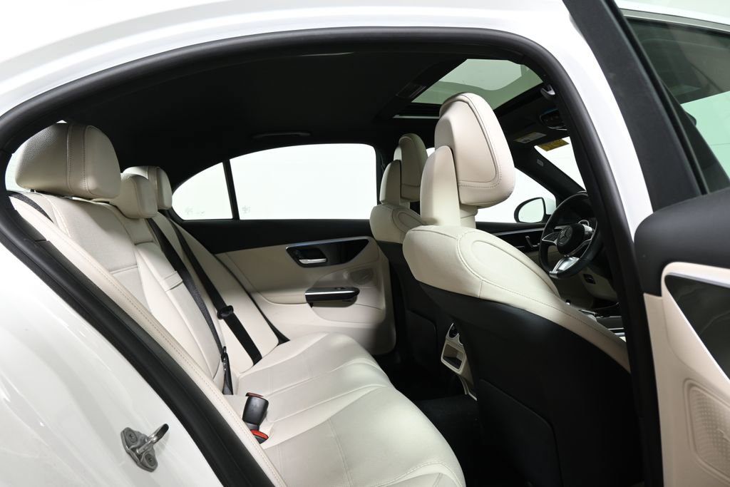 Used 2023 Mercedes-Benz C 300 4MATIC Sedan image 24