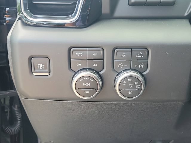 New 2026 GMC Sierra 3500 Denali w/ Denali Reserve Package AWD/4WD image 17