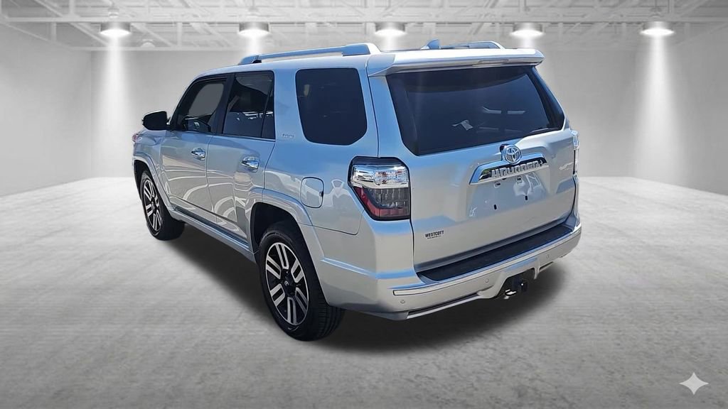 Used 2016 Toyota 4Runner Limited AWD/4WD image 3