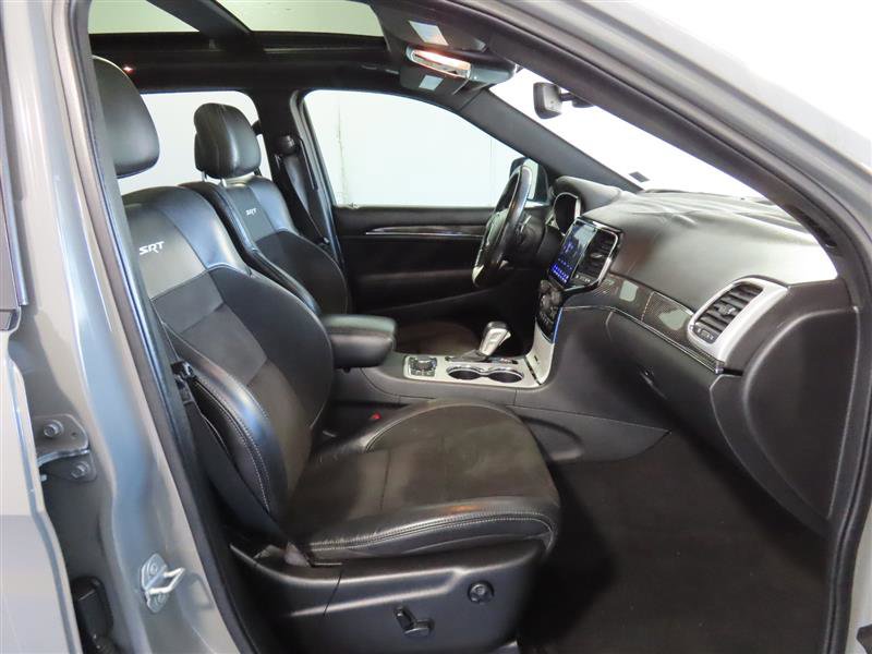 Used 2020 Jeep Grand Cherokee SRT AWD/4WD image 40