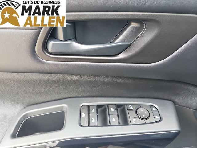 Used 2025 Nissan Pathfinder SV AWD/4WD image 22