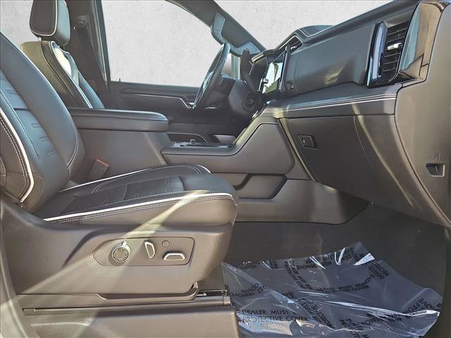 Used 2024 GMC Sierra 2500 AT4X image 21