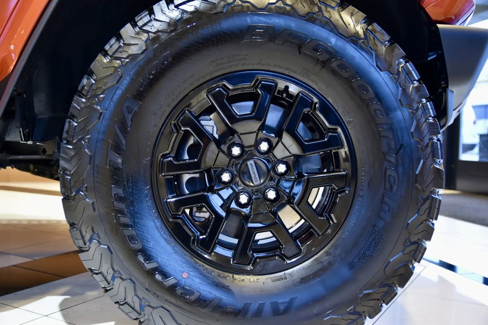 Used 2024 Ford Bronco Raptor w/ Interior Carbon Fiber Pack 6 image 14