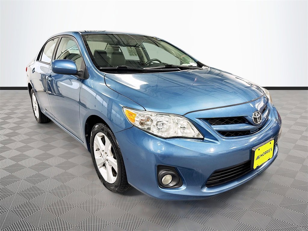 Used 2012 Toyota Corolla LE image 3