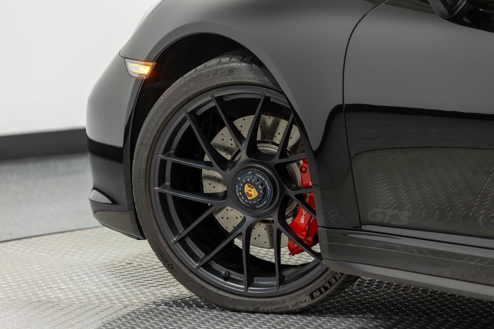 Used 2019 Porsche 911 Carrera GTS RWD image 39