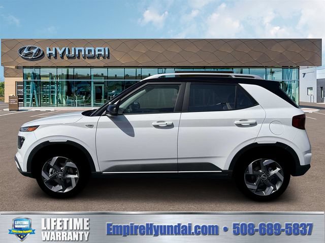 New 2026 Hyundai Venue SEL FWD image 3
