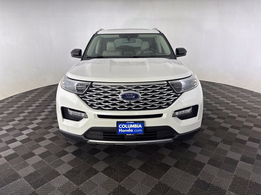 Used 2020 Ford Explorer Platinum w/ Premium Technology Package AWD/4WD image 2