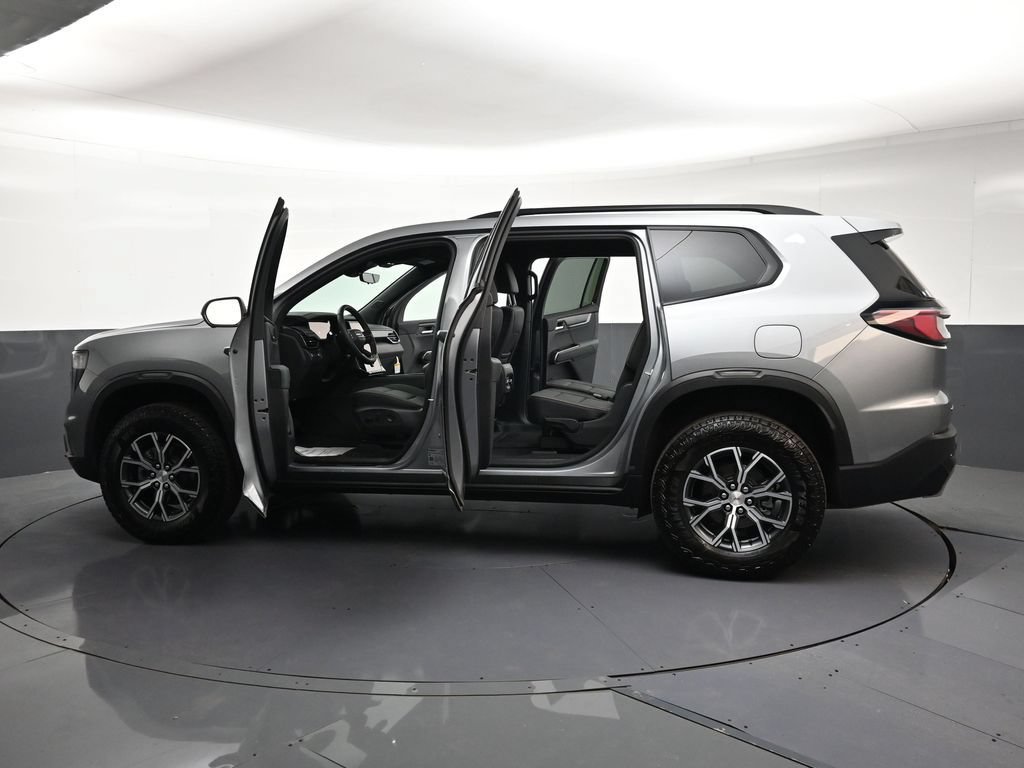 Used 2026 GMC Acadia AT4 w/ Luxury Package AWD/4WD image 34
