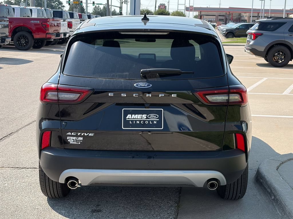 New 2026 Ford Escape Active w/ Cold Weather Package FWD image 5