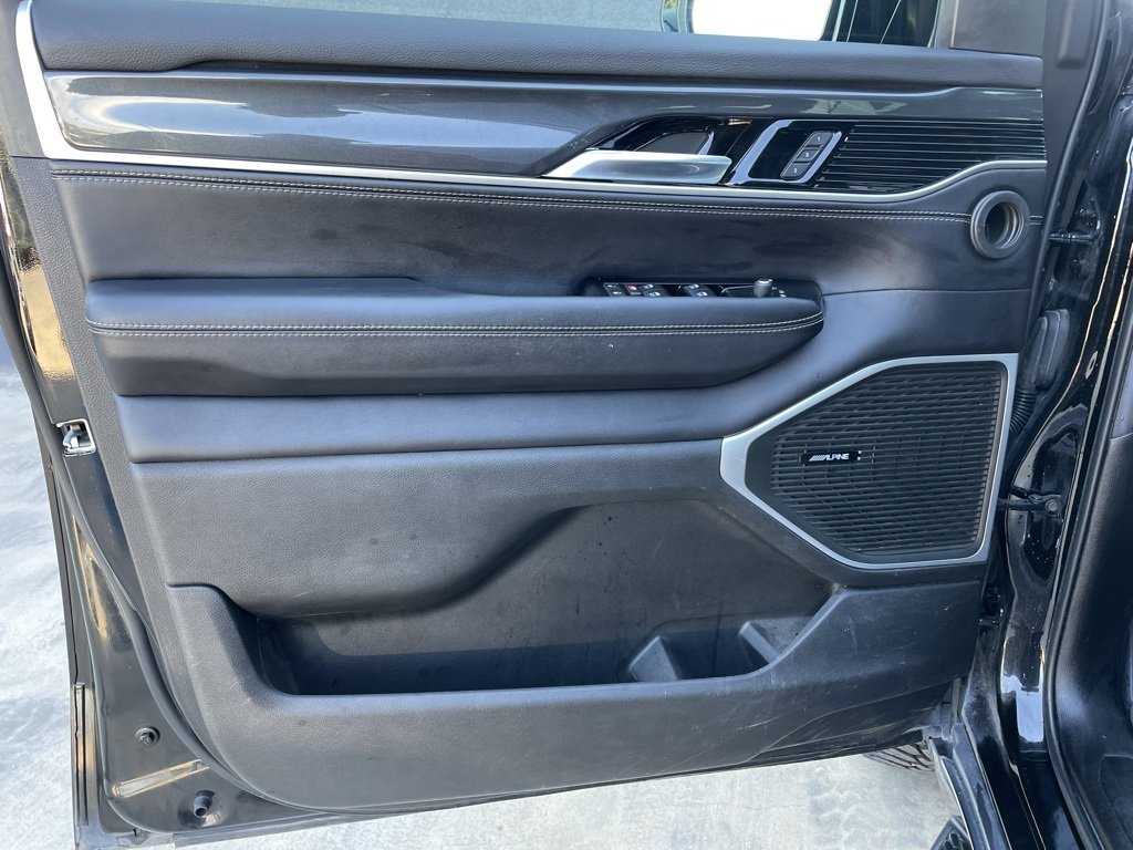 Used 2022 Jeep Wagoneer Series I image 9