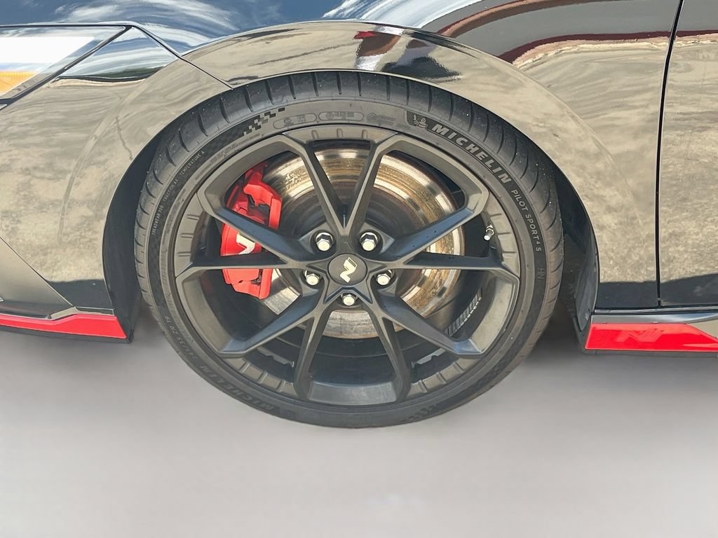 Used 2025 Hyundai Elantra N FWD image 32