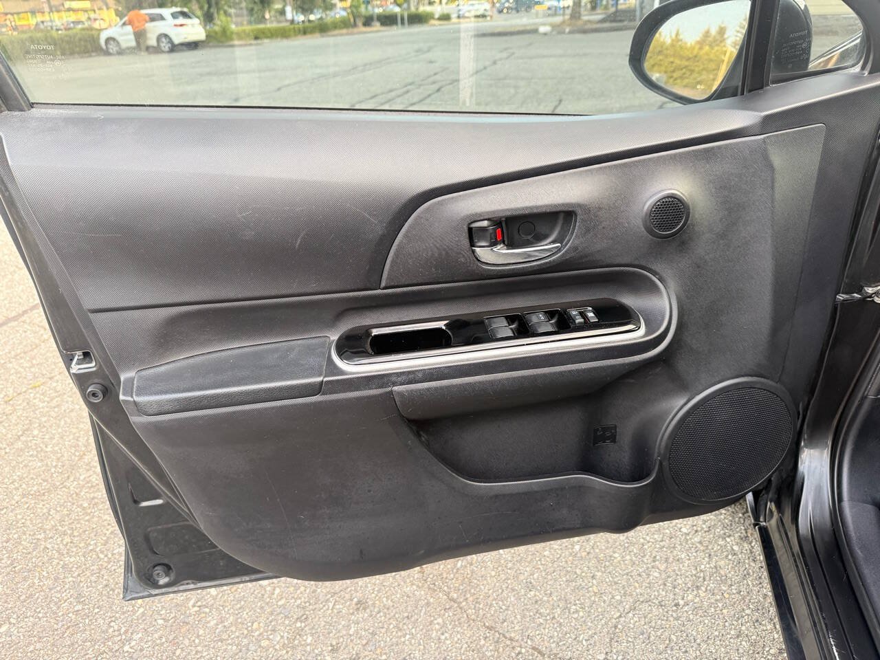 Used 2016 Toyota Prius C Four FWD image 32