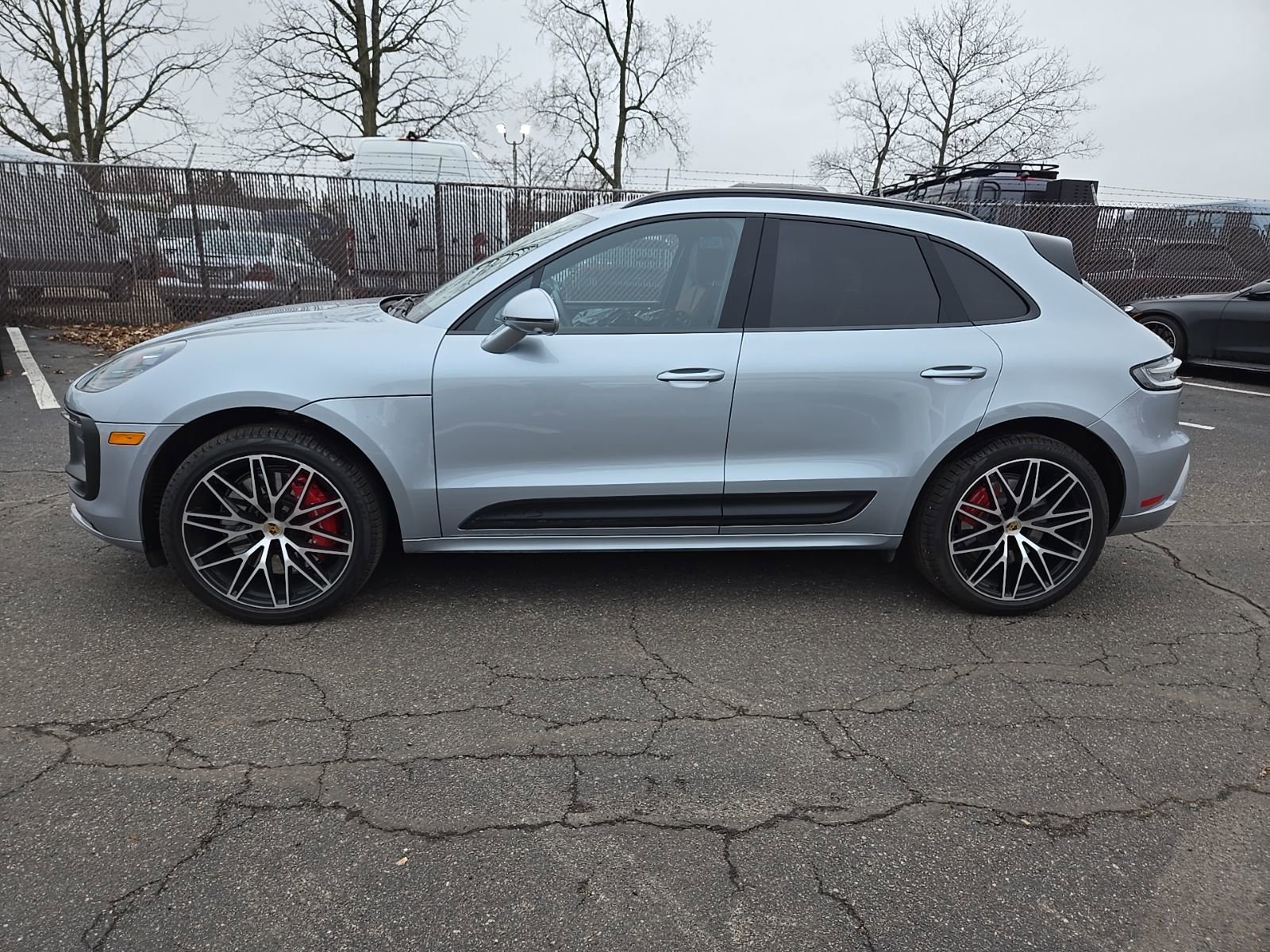 Used 2026 Porsche Macan GTS image 2
