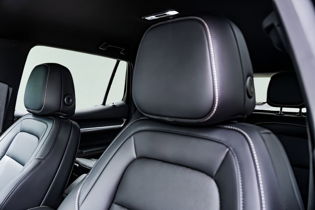 New 2026 GMC Terrain Elevation w/ Elevation Premium Package image 13