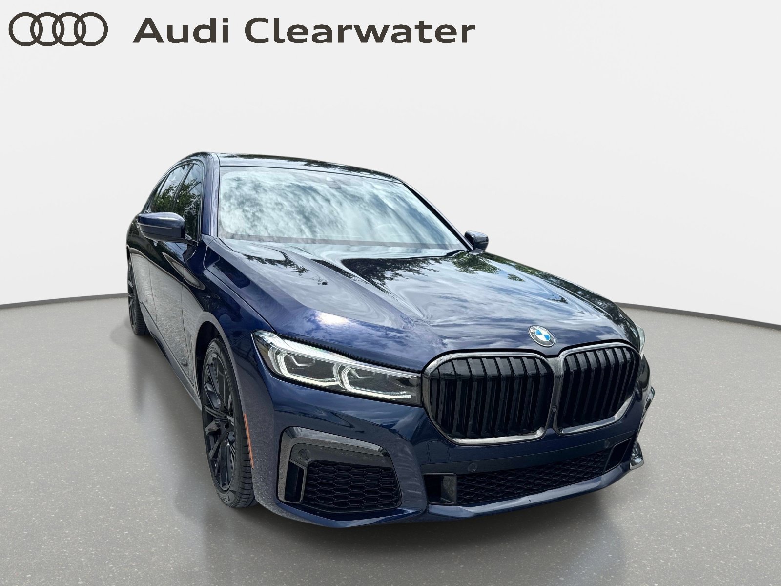 Used 2022 BMW 750i xDrive w/ Executive Package AWD/4WD image 7