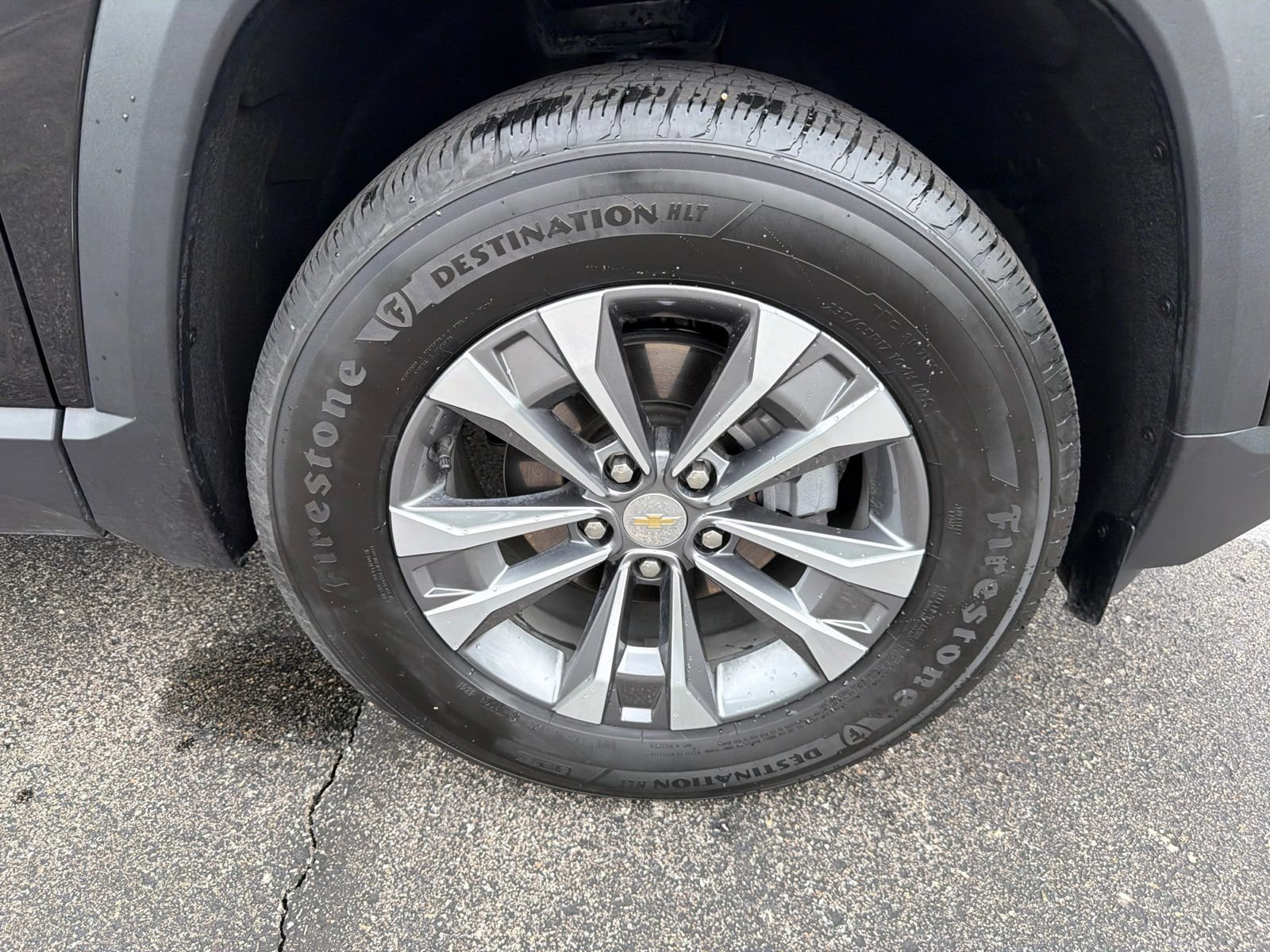 Used 2026 Chevrolet Equinox LT w/ Convenience Package II FWD image 32