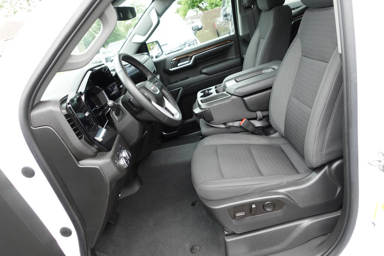 Used 2023 GMC Sierra 1500 Elevation image 18