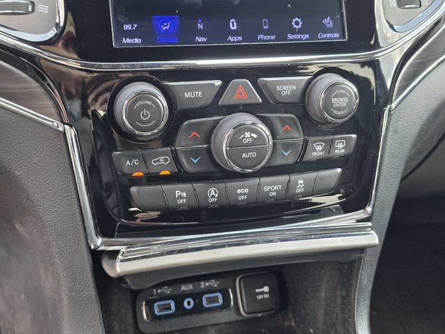 Used 2020 Jeep Grand Cherokee Limited w/ Luxury Group II RWD image 24