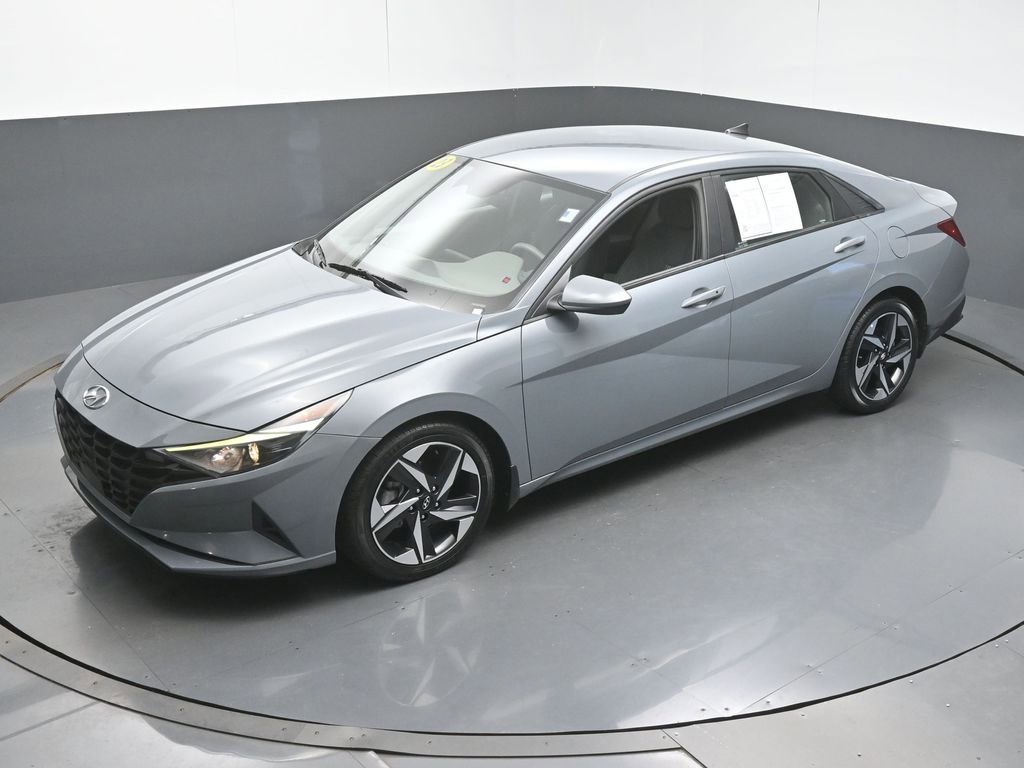 Used 2023 Hyundai Elantra SEL w/ Convenience Package image 41