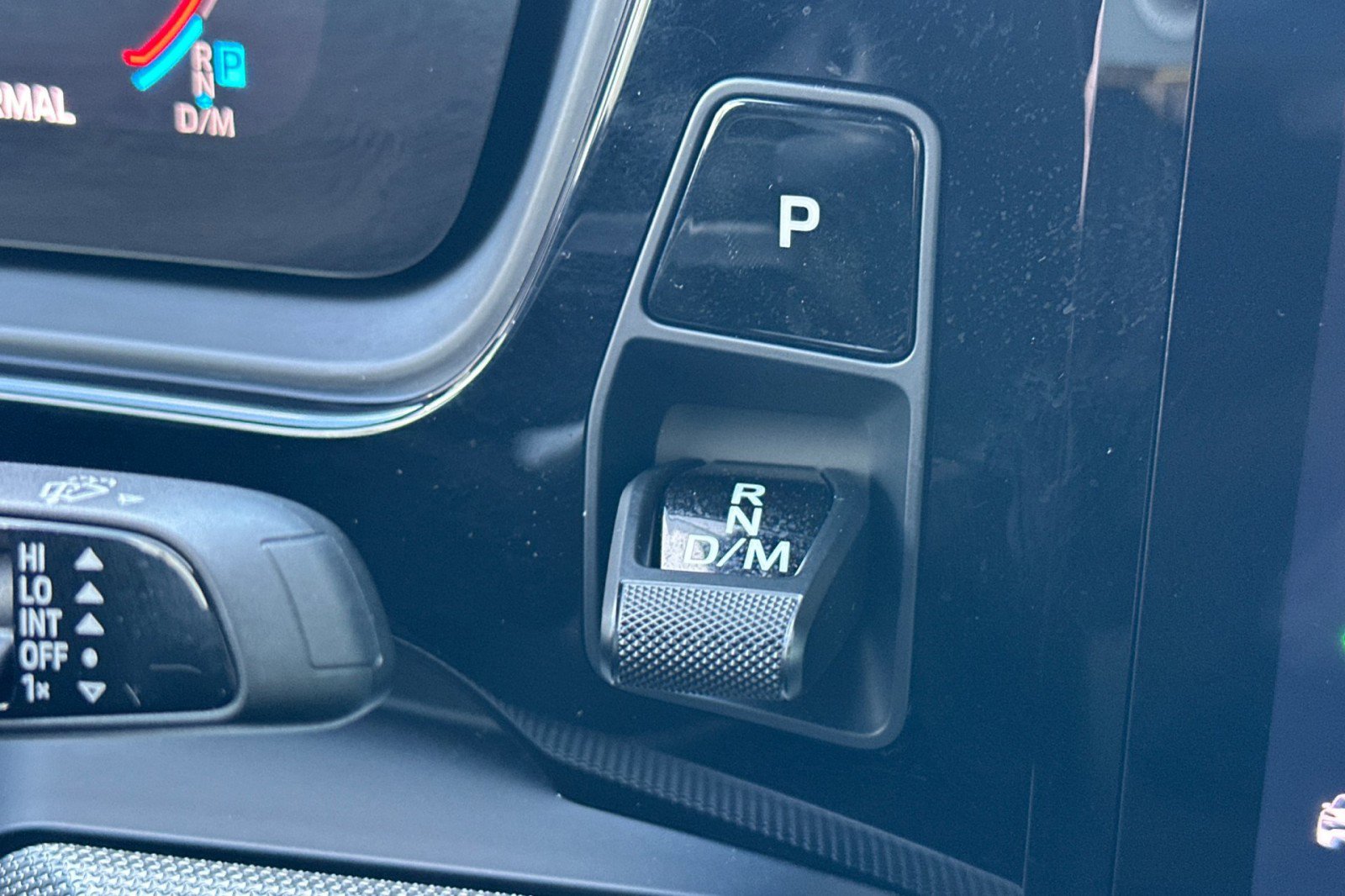 Used 2025 Porsche Cayenne image 22