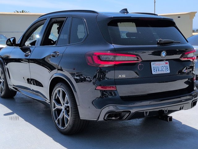 Used 2021 BMW X5 M50i w/ Executive Package AWD/4WD image 8