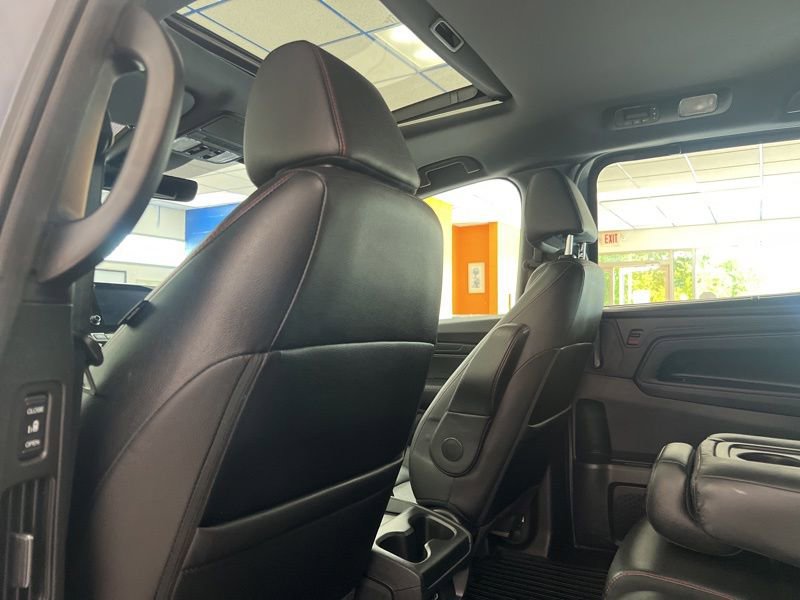 Used 2023 Honda Odyssey Sport image 11