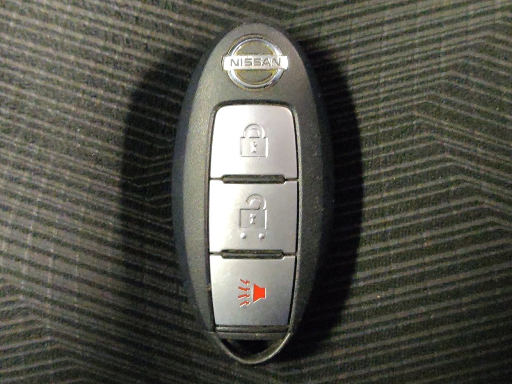 Used 2015 Nissan Rogue SV AWD/4WD image 32