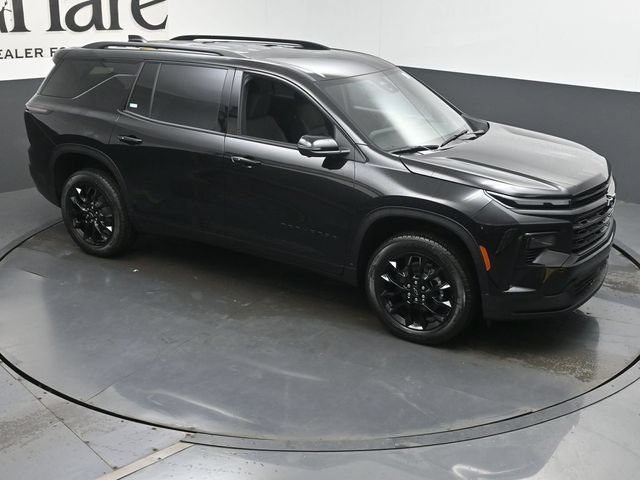 New 2026 Chevrolet Traverse LT w/ Midnight/Sport Edition FWD image 17