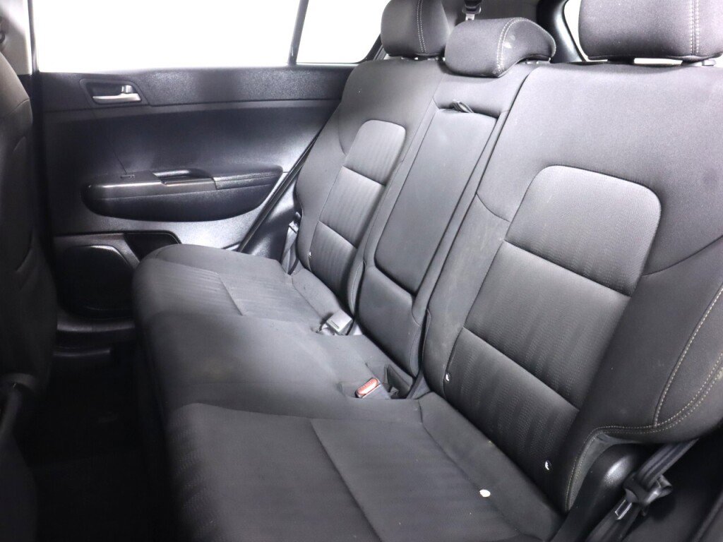 Used 2017 Kia Sportage LX image 29