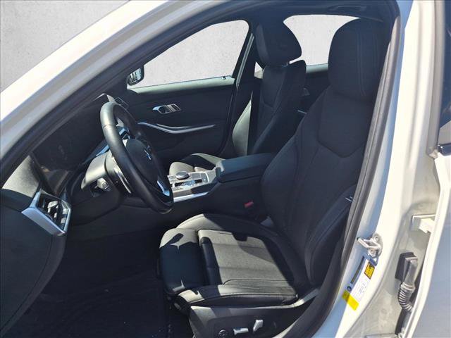 Used 2023 BMW 330i Sedan w/ Driving Assistance Package RWD image 16