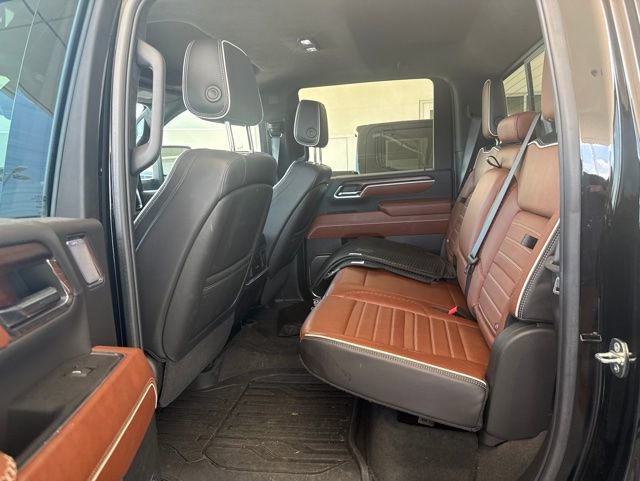 Used 2024 GMC Sierra 2500 Denali Ultimate AWD/4WD image 7