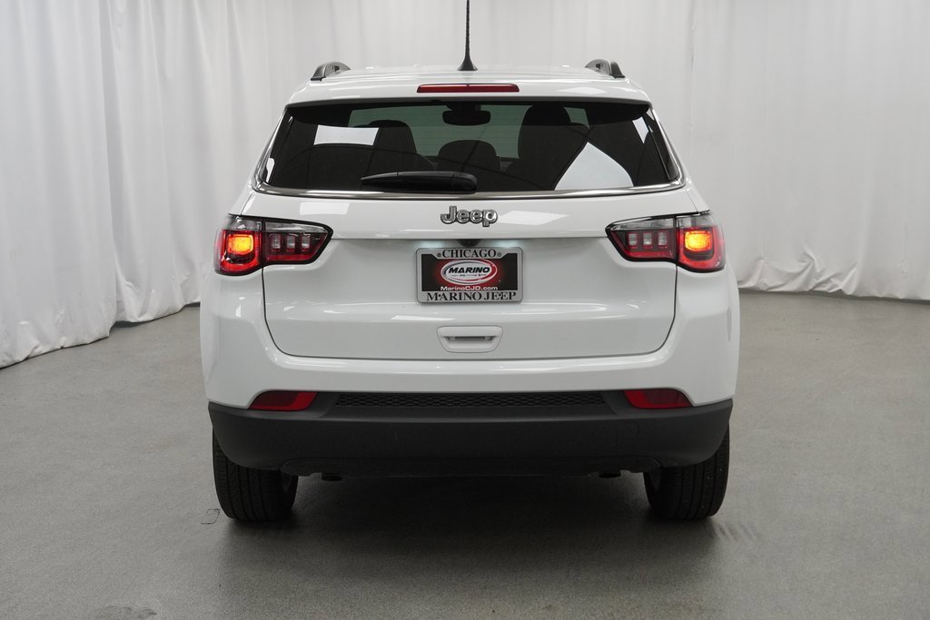 Certified 2024 Jeep Compass Latitude image 11