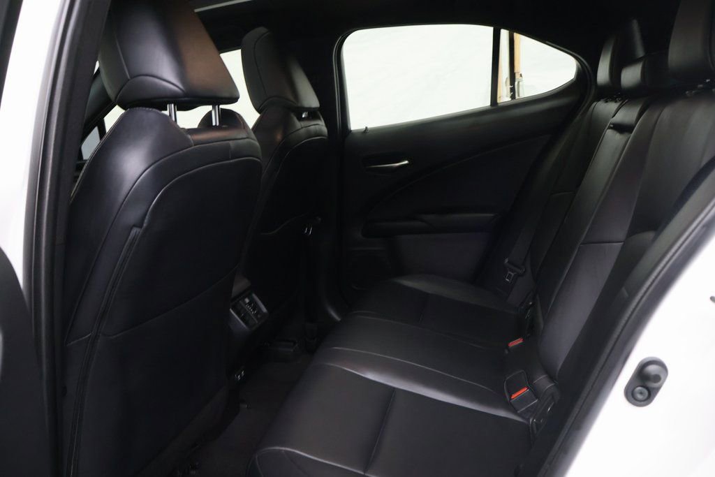 Used 2020 Lexus UX 200 200 Base w/ Premium Package image 15