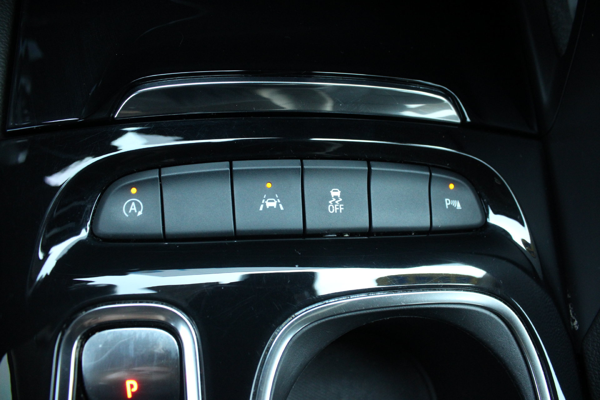 Used 2022 Buick Envision Essence w/ Sport Touring Package FWD image 42