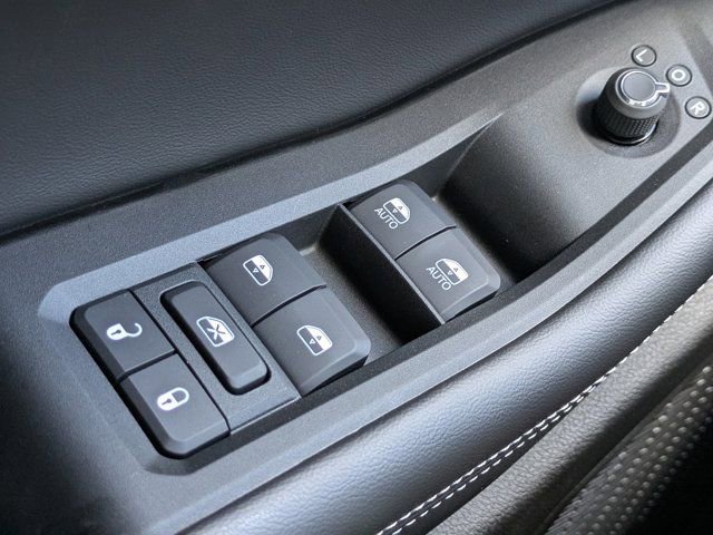 New 2025 Jeep Grand Cherokee L Altitude image 21