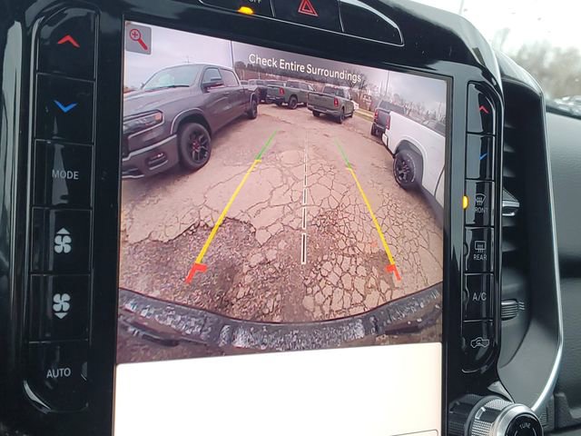 New 2026 RAM 1500 4x4 Crew Cab image 11